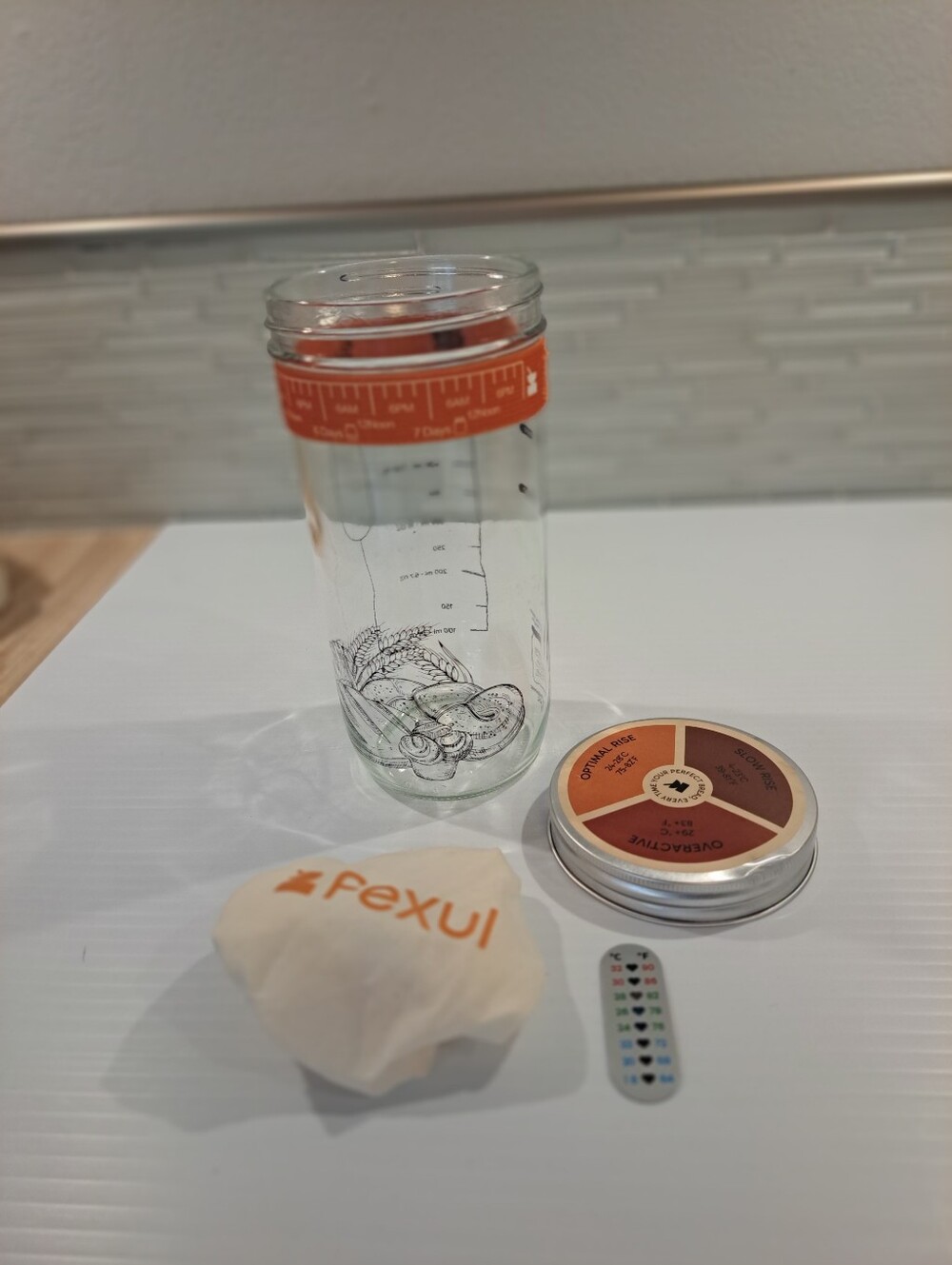 Sourdough Starter Kit. Jar, Tracking, Temperature, Lid & Cover. New